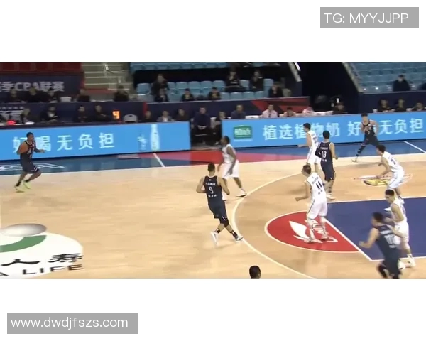 广州篮球队战术争议引发热议球迷与专家各抒己见探讨未来发展方向 广州篮球队战术争议引发热议球迷与专家各抒己见探讨未来发展方向