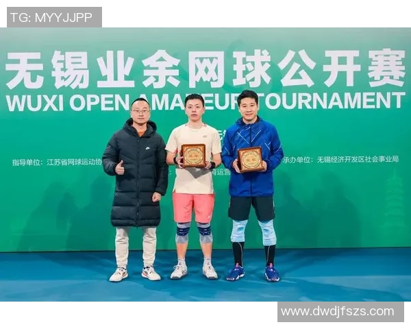 深圳网球队的默契配合揭秘打造网球竞技的新传奇