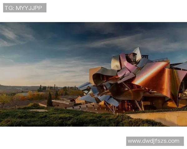 西班牙足球明星圣婴的传奇故事与辉煌成就解析